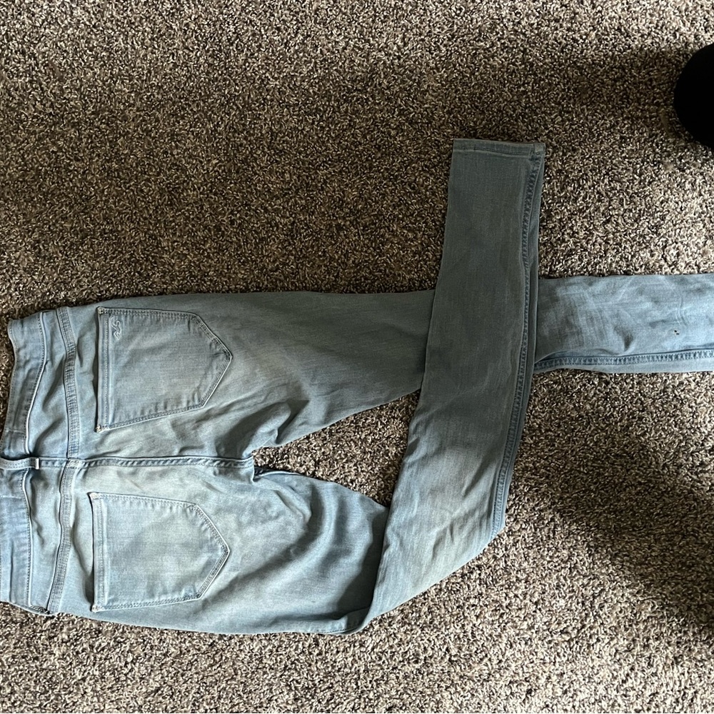 Hollister Light Wash Blue Skinny Jeans - Picture 1 of 3